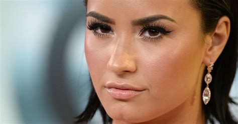 demi lovato nude|Demi Lovato Poses Nude in Unretouched Vanity Fair Photo .